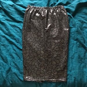 Nabee Black and Silver Pencil Skirt